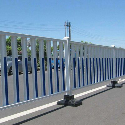 厂家专业定制市政护栏道路防护栏工厂直销价格优惠